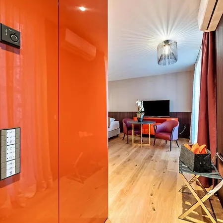 Steiner 3 - Melbourne Apartment Merano